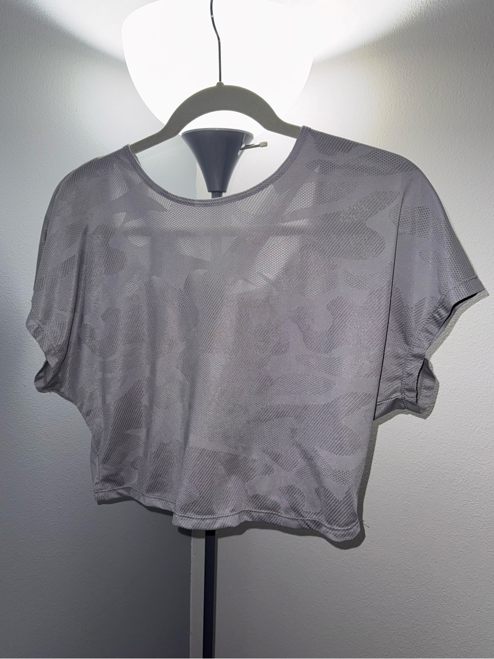 SHEIN Light Gray Cropped Short Sleeve Tee